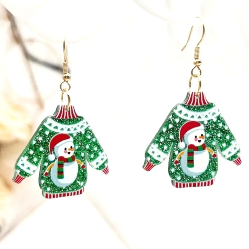 Super cute festive holiday earrings